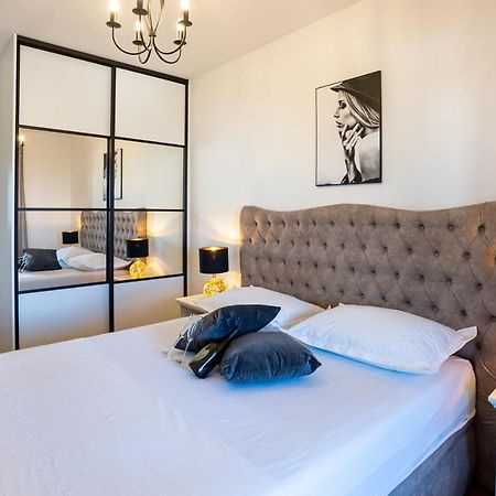 Morska Vila 6 Luxury Apartment Znjan Spalato Esterno foto
